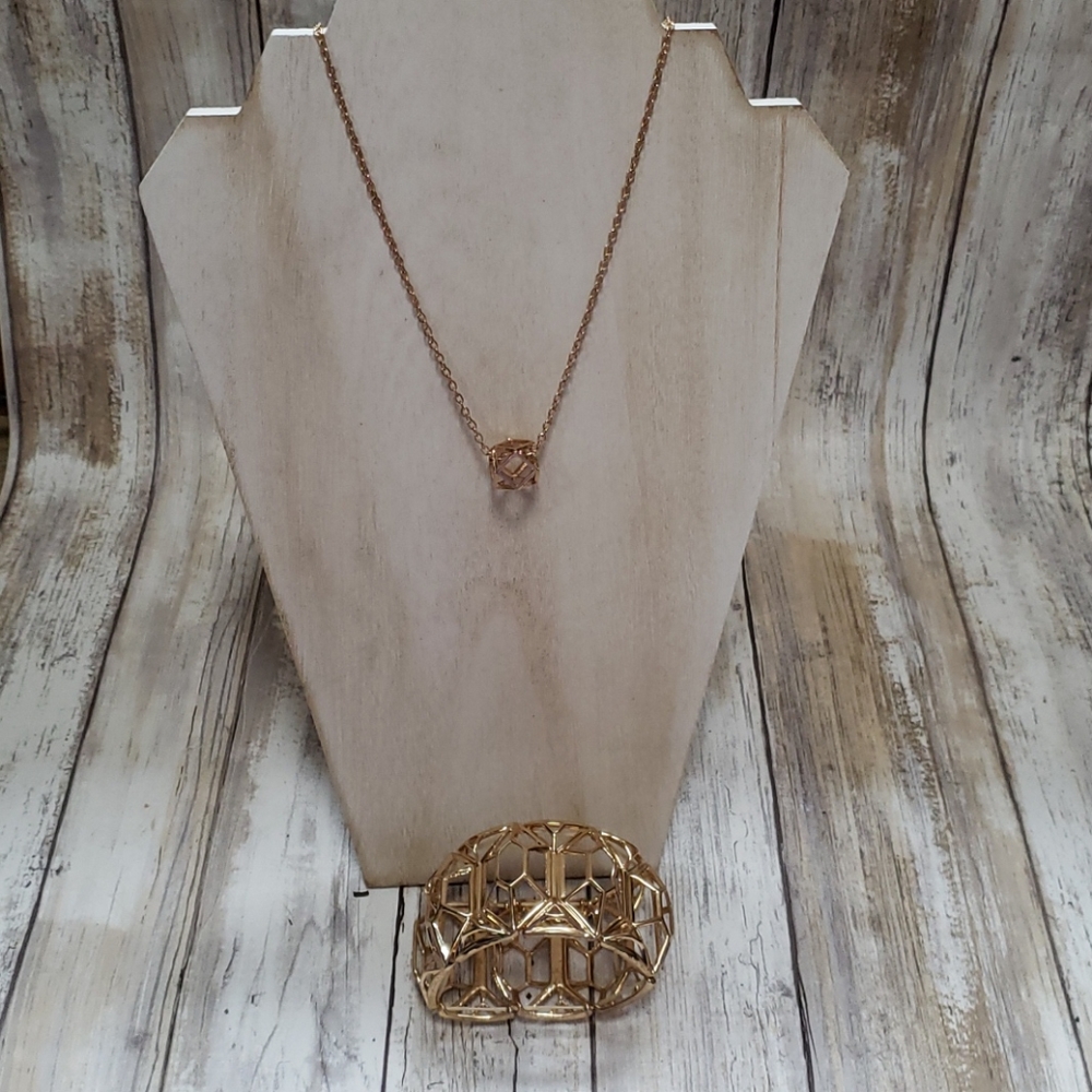 Geometric necklace and bracelet